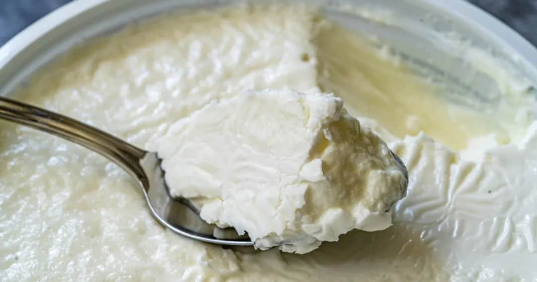 Jaki jogurt naturalny na odchudzanie? Wybierz najlepszy dla siebie